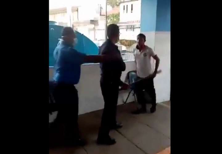 La administración de la policlínica Dr. Blas Gómez Chetro en el distrito de Arraiján calificó de “bochornoso” el incidente.