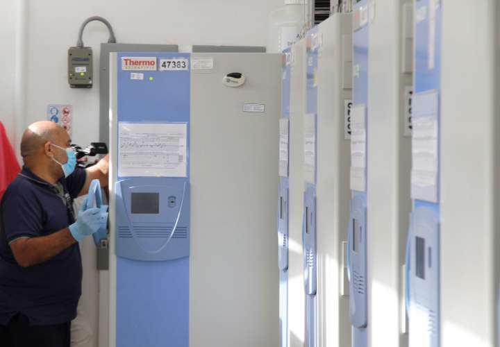 Panamá cuenta con 4 congeladores para almacenamiento de vacunas contra Covid-19