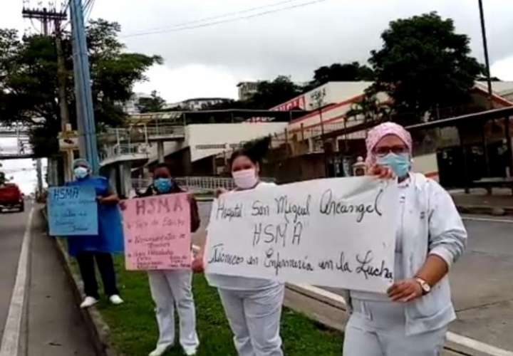 Médicos del Hospital San Miguel Arcángel amenazan con paro [Video]