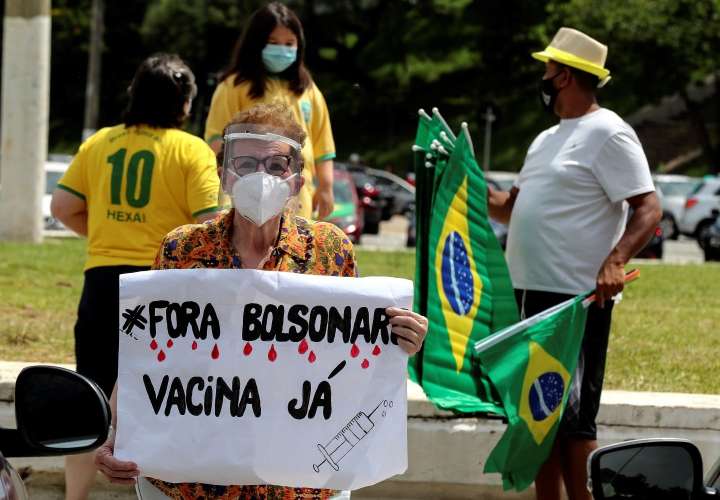 Derecha pide salida de Jair Bolsonaro 