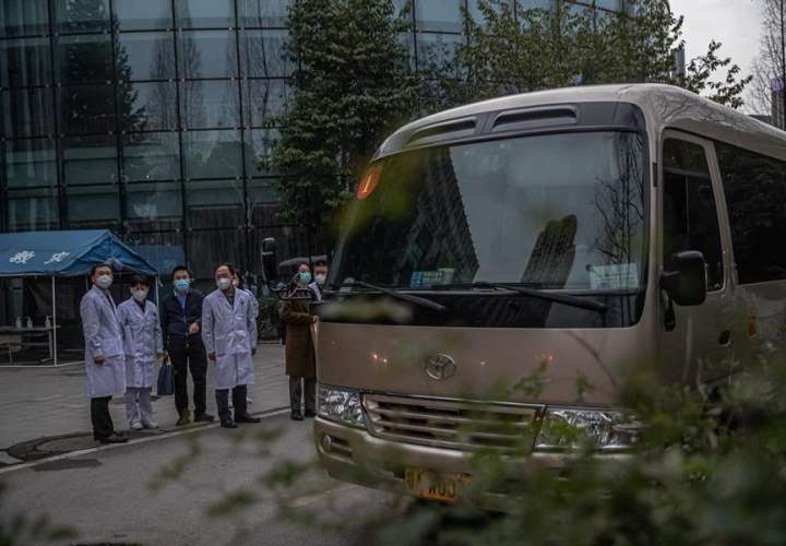 Expertos de la OMS visitan otro hospital de Wuhan que trató los primeros casos 