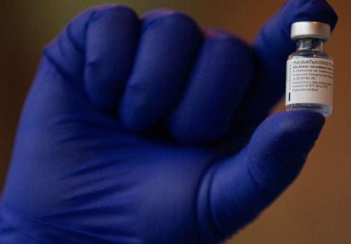 Panamá comprará casi 2 millones más de vacunas Pfizer