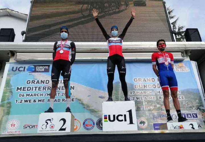 Ciclismo panameño logra primer podio en Europa como equipo continental       