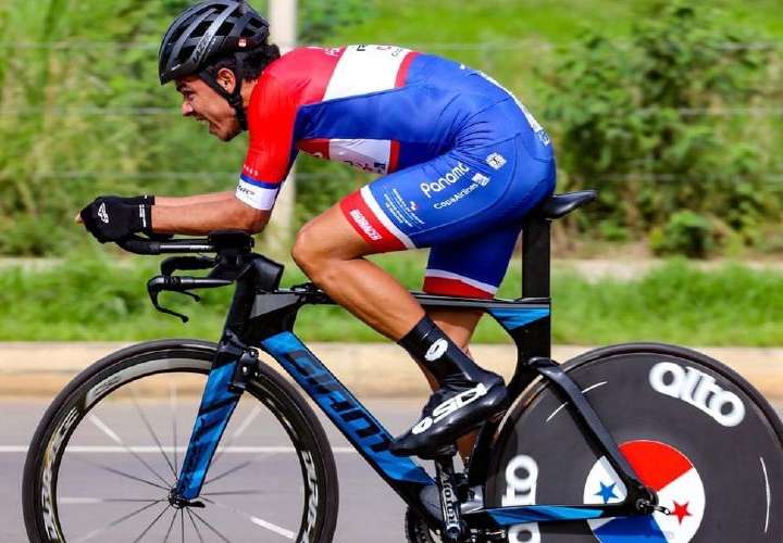 Panameño Franklin Archibold tuvo un buen inicio en la Vuelta a Colombia