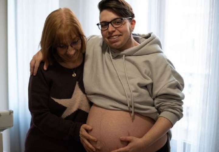 Rubén Castro, primer hombre trans embarazado en España, dio a luz a un niño