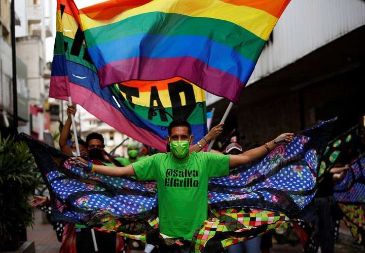 "Queremos existir”, gritan LGBTI