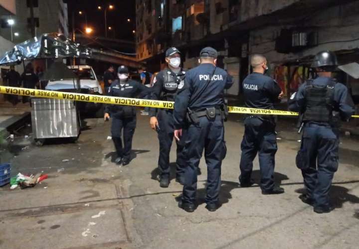  Intercambio de balas en Calidonia deja un muerto y un policía herido