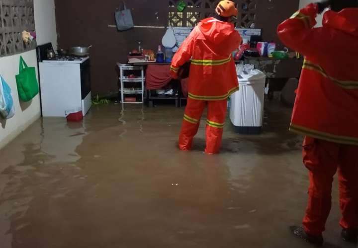 Familias de Oeste y Chiriquí tratan de reponerse tras estragos por lluvias