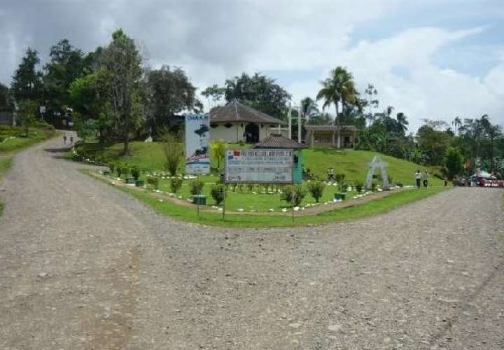 Vista general de la entrada del pueblo de Coclesito.