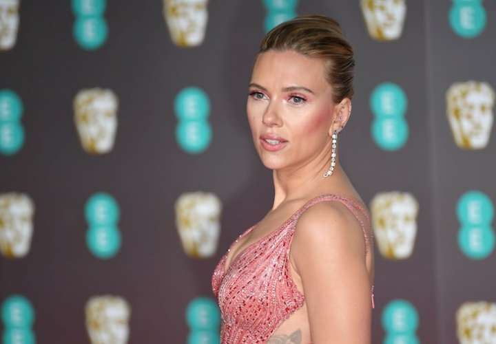  Scarlett Johansson denuncia a Disney por el estreno digital de "Black Widow"