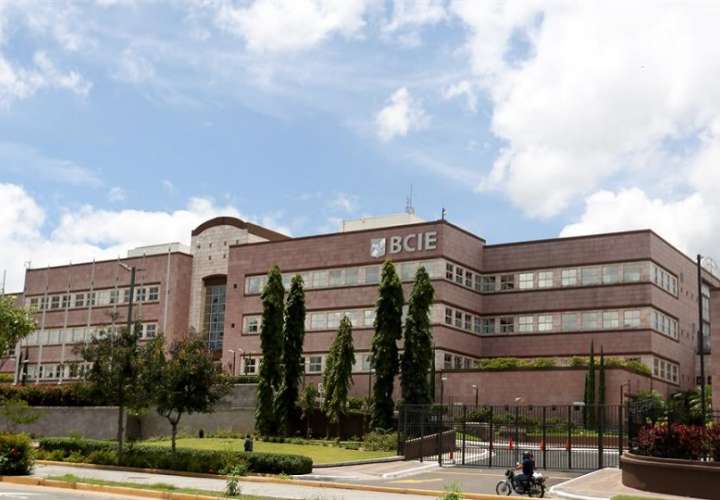 Registro general del edificio donde están las oficinas del Banco Centroamericano de Integración Económica (BCIE), en Tegucigalpa (Honduras). EFE