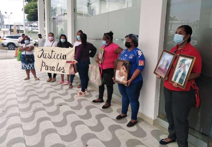 La familia de las víctimas de la 'Masacre del Búnker' exigen justicia. Foto: diomedes Sánchez
