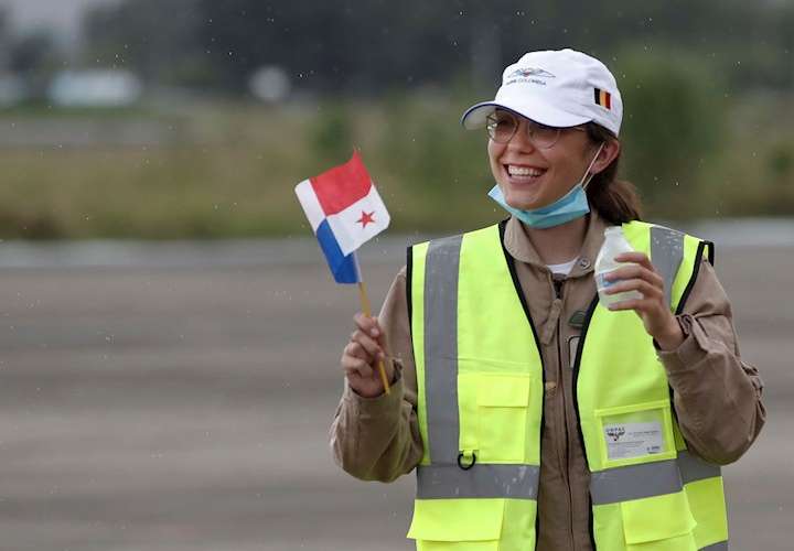 Zara Rutherford, la piloto más joven en darle la vuelta al mundo llega a Panamá