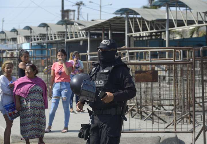 116 muertos y 80 heridos en cárcel de Guayaquil