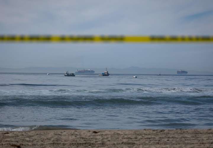 EE.UU. investiga si el ancla de un barco causó vertido de crudo en California