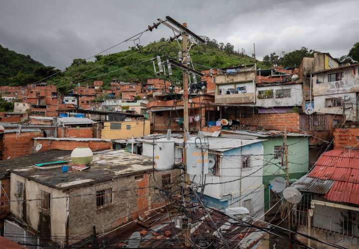 El Gobierno venezolano afirma que un ‘nuevo ataque’ dejó sin luz a Caracas