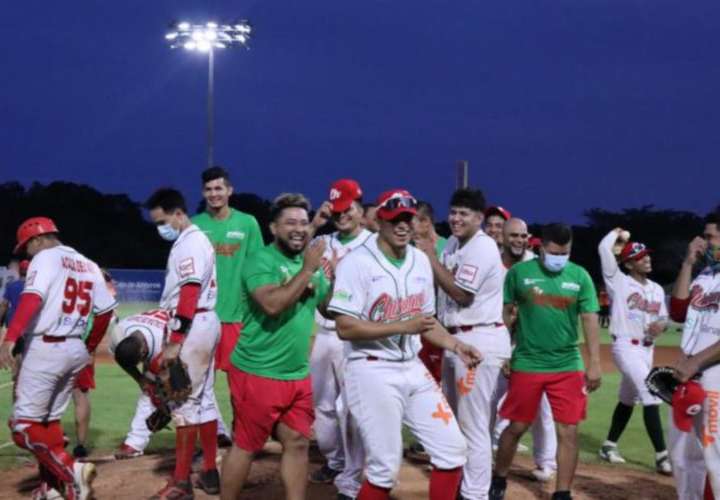 Chiriquí clasifica a la Serie de Seis Equipos del Nacional de Béisbol Mayor