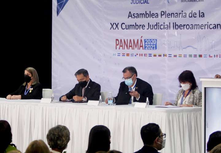 Politización merma la Justicia, advierte en Cumbre Judicial de Iberoamérica