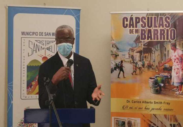 Carlos Smith presenta "Cápsulas de mi barrio" 