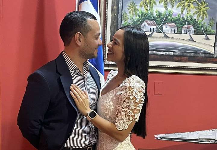 Leribeth Solís es la mujer más feliz del mundo, se casó por lo civil
