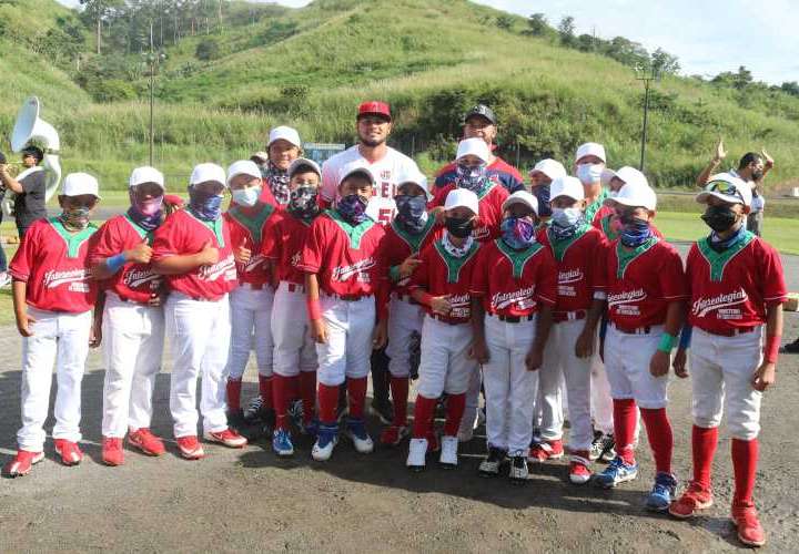 Escuela de Coclé gana Intercolegial de béisbol