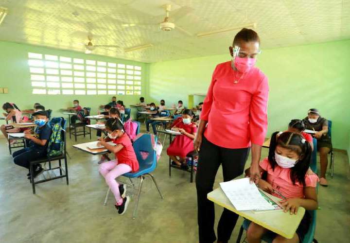 Estudiantes panameños por debajo en Lectura, Matemáticas y Ciencias