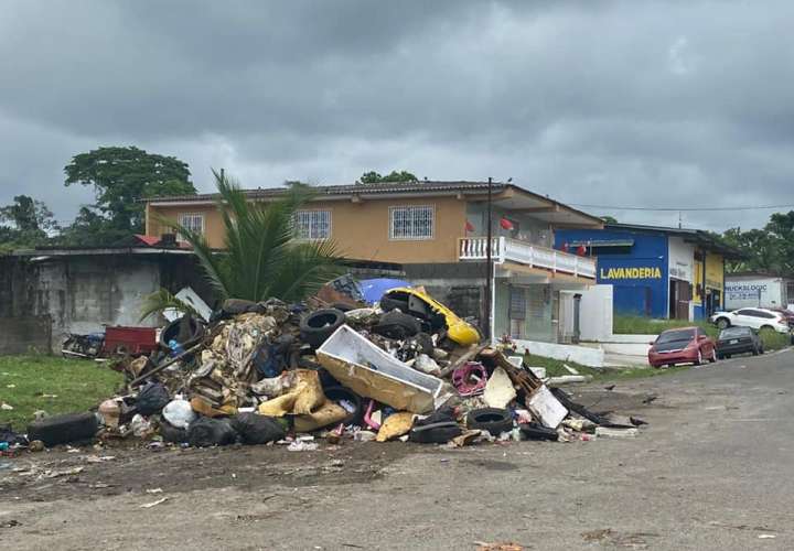 La provincia de Colón está inundada de basura
