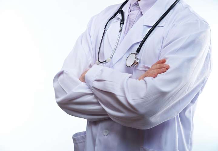 Apelarán medida cautelar impuesta a falso médico colombiano