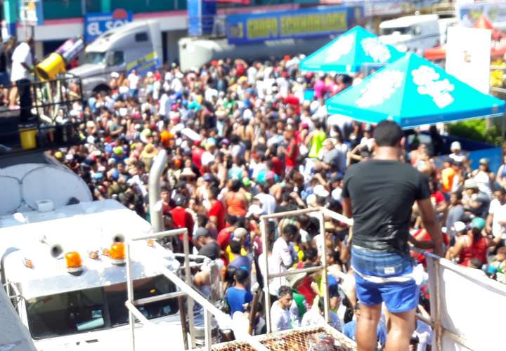 Tableños piden suspender actividades del carnaval