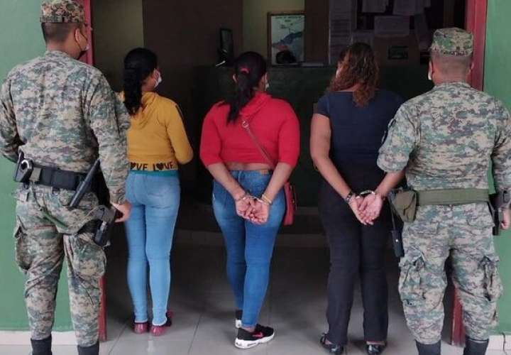 Tres cancheras a la vista y detenidas en Paso Canoas