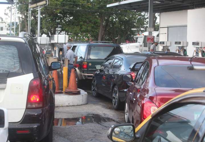 La mayor alza en el precio del combustible en 8 años