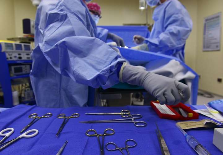 2 mujeres graves por cirugías estéticas realizadas en el exterior 