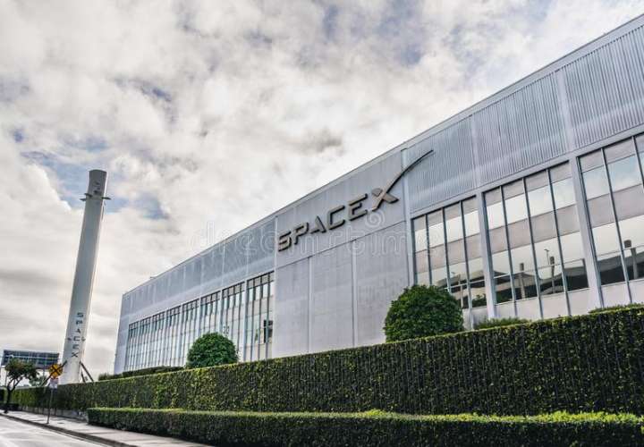 SpaceX lanzará sistema de internet satelital Starlink en Panamá