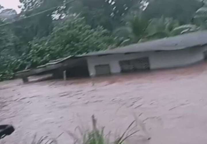 Más de 60 viviendas afectadas por lluvias en Arraiján [Video]