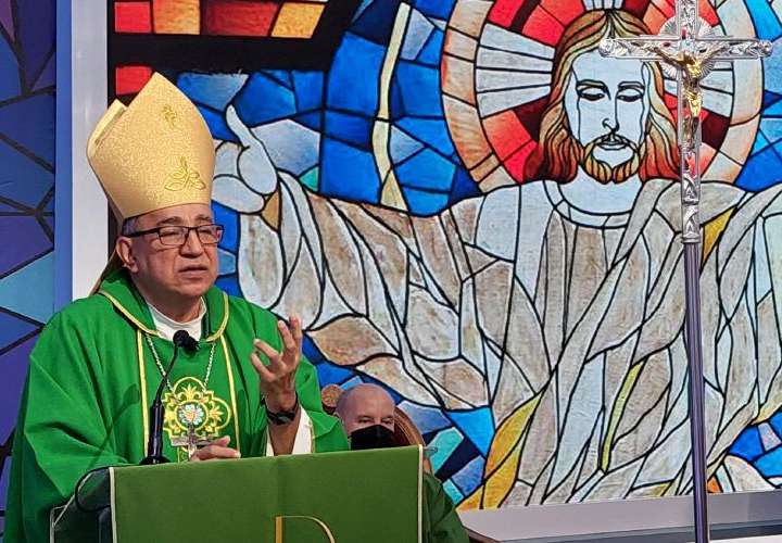 Monseñor Ulloa: desde 1903 no hemos hecho las cosas bien
