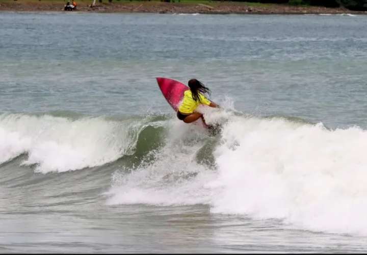 El torneo se realiza en Playa, Venao, Pedasí, provincia de Los Santos. Foto: sociación Pan Americana de Surfing: 
