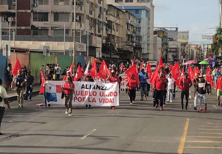 Movimiento popular protesta en Palacio