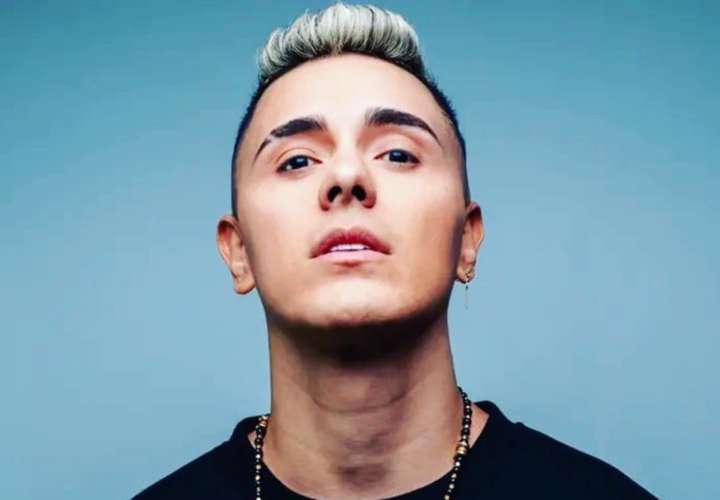 Montana y Sech, nominados a los Glamour Music Awards