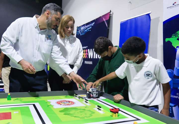 Arrancan olimpiadas regionales de robótica en Oeste y San Miguelito