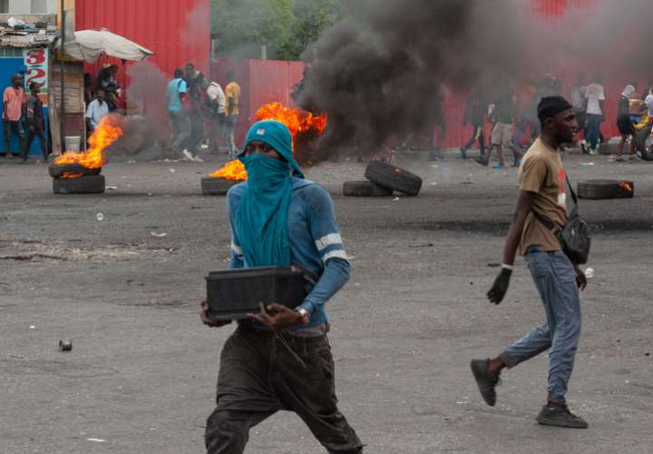 Gobierno haitiano condena la "violencia" y "vandalismo"
