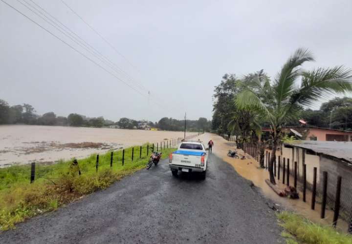 Inundaciones y crecidas de ríos por fuerte lluvia en el país [Video]