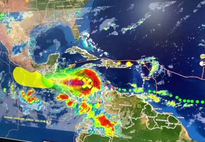 Panamá bajo vigilancia y afectaciones por trayectoria de tormenta