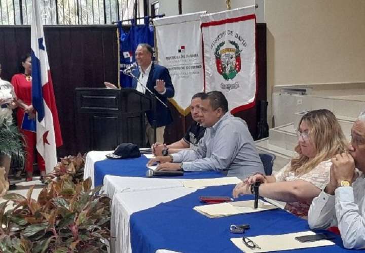 Autoridades de Chiriquí definen los abanderados y rutas de desfiles