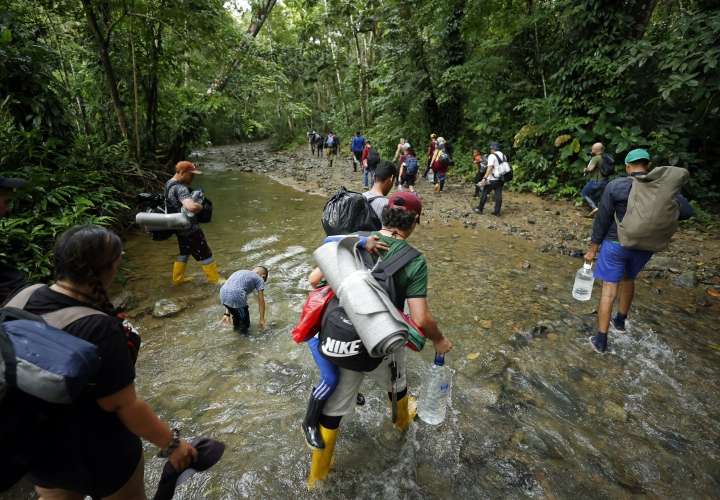 Más de 187.000 migrantes han pasado por Panamá este año