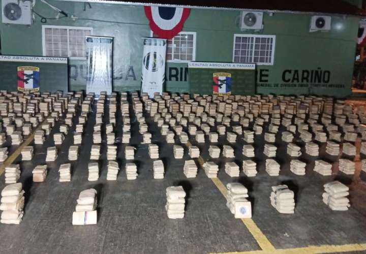 Decomisan 2 toneladas de cocaína en Punta Burica