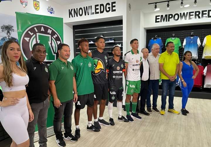 La marca deportiva Keuka presenta la nueva piel del Alianza FC