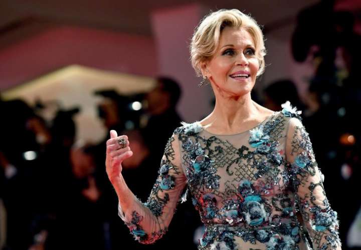 Jane Fonda saldrá con un hombre rico en Viena porque necesita plata