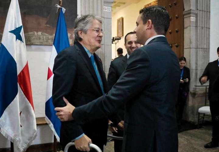 El vicepresidente panameño, José Gabriel Carrizo se reunió con el presidente de  Ecuador, Guillermo Lasso.