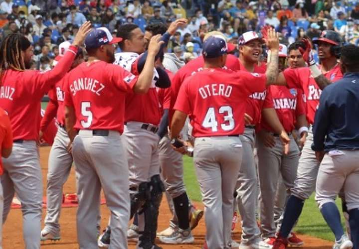 El equipo de Panamá tuvo marca de dos triunfos e igual cantidad de derrotas en el Clásico Mundial de Béisbol 2023. Foto: Fedebeis