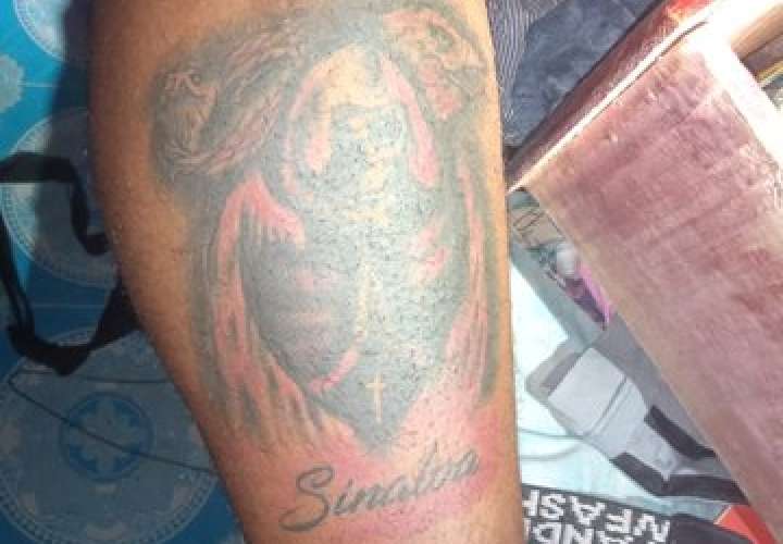 Tatuaje con símbolo 